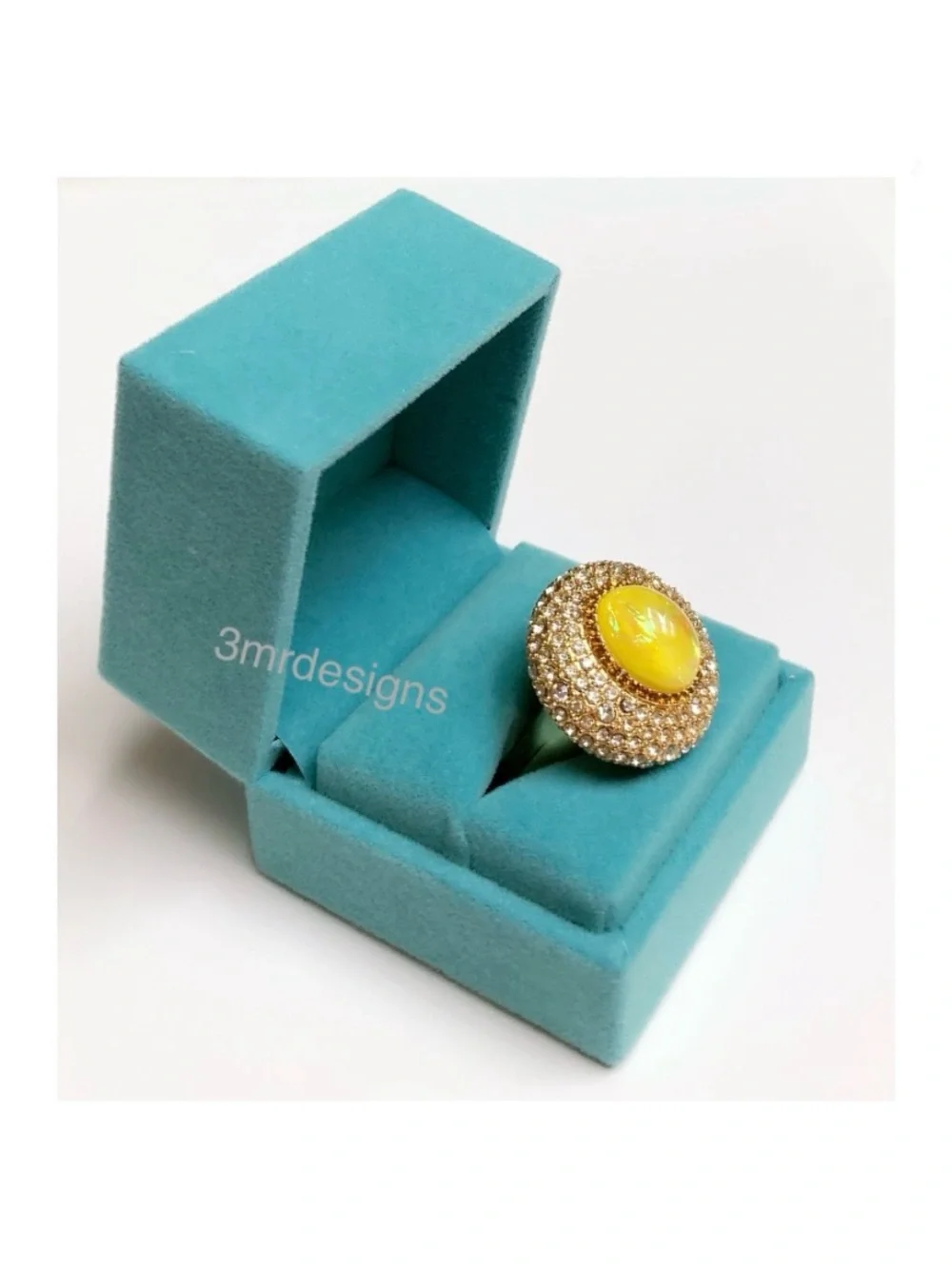 NIB KURT GEIGER Yellow Opalescent Dome Gem Gold Tone Glass Crystals Ring